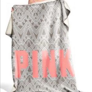 SOLD NEW Victoria’s Secret Pink Sherpa Blanket